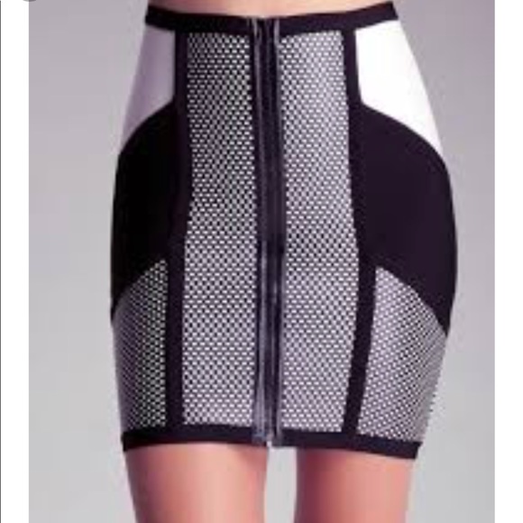 Bebe Bandage Form Fitting Skirt Set - Picture 6 of 8